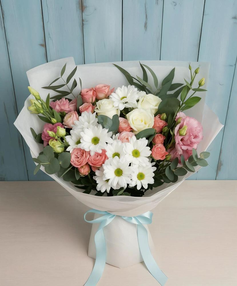Букет цветов из: Розы, Лизиантусы и Хризантемы в Кинешме