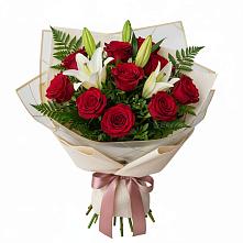 Букет цветов из:  Лилии и Розы в Кинешме