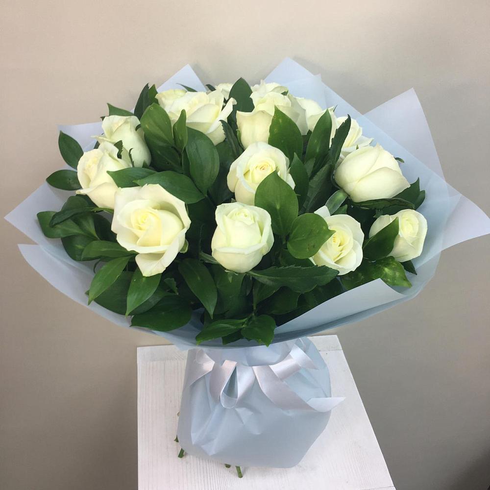 Букет 15 Белых роз Проуд в Кинешме