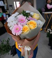 Букет цветов из:  Герберы, Розы и Хризантемы в Кинешме