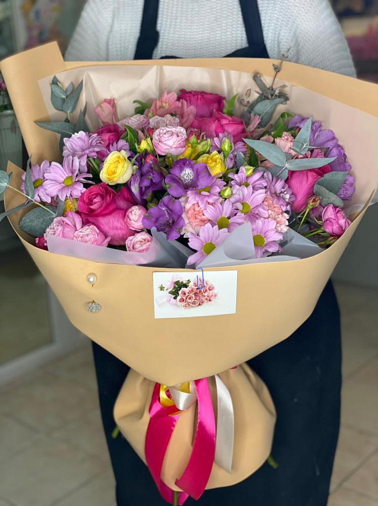 Букет цветов из: Хризантемы, Гвоздики и Альстромерии в Кинешме