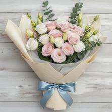 Букет цветов из:  Лизиантусы в Кинешме
