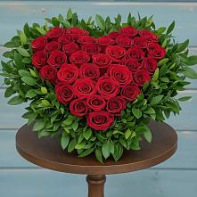 Цветочная композиция из Розы в виде сердца в Кинешме