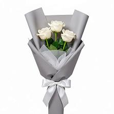 Букет 3 белые розы в Кинешме