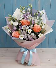 Букет цветов из:  Лизиантусы, Розы, Альстромерии и Гипсофила #REPLACE_PRED# Кинешме