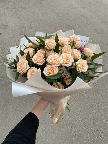 Букет Кремовые розы Латте в Кинешме