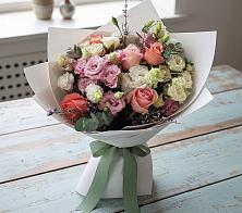 Букет цветов из:  Розы, Лизиантусы и Гвоздики в Кинешме