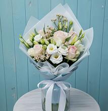 Букет цветов из:  Розы и Лизиантусы в Кинешме