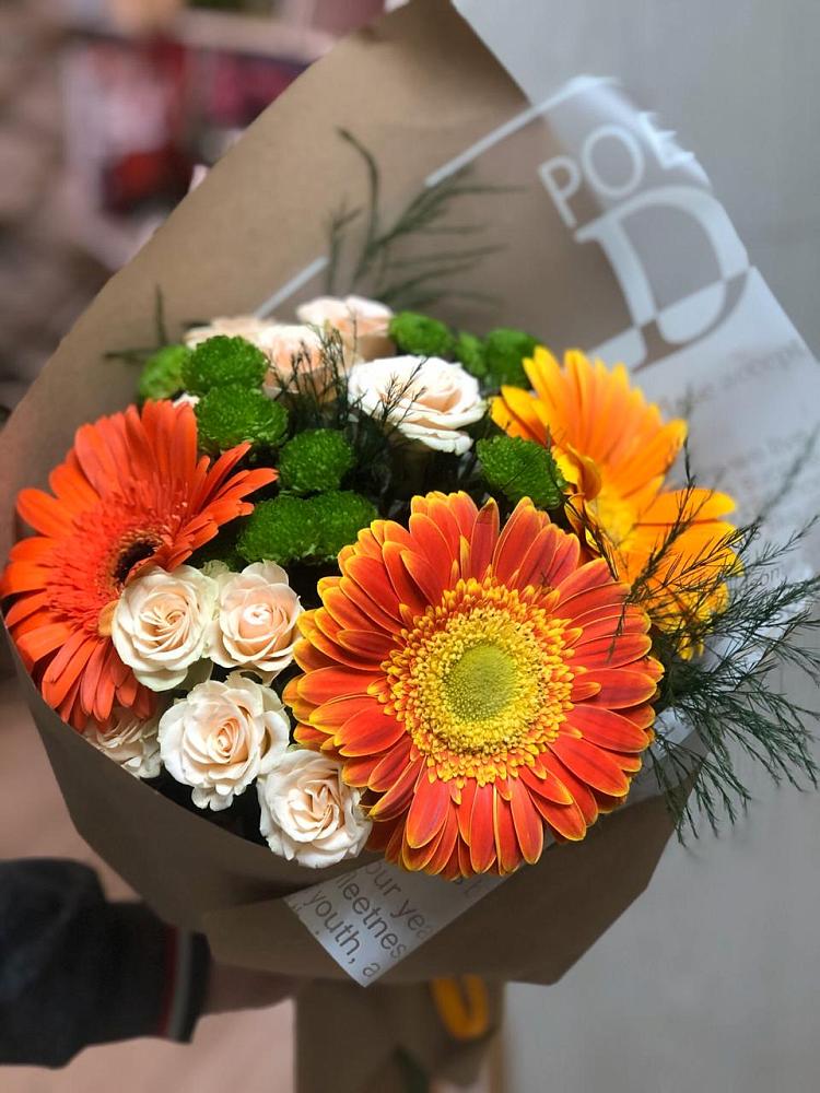 Букет цветов из: Герберы, Хризантемы и Розы в Кинешме